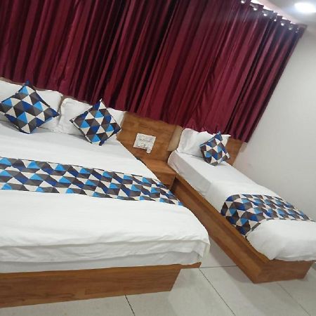 Hotel Dreamland Vadodara Luaran gambar