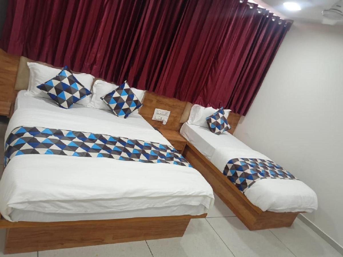 Hotel Dreamland Vadodara Luaran gambar