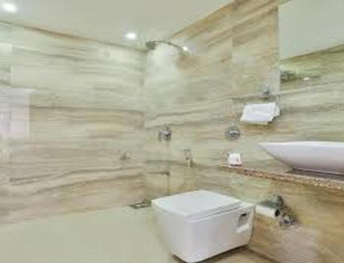 Hotel Dreamland Vadodara Luaran gambar